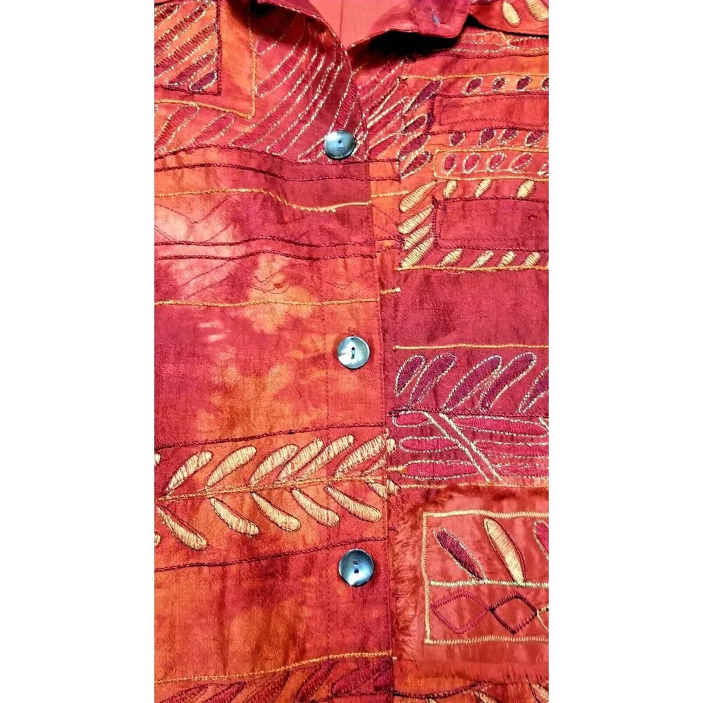CHICO'S Design Red Silk Button Up Top Sz 1 Gold Embroidered Long Sleeves Jacket - Picture 5 of 8